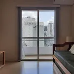 Andar-Alto, 3 quadras da Av Paulista, Wi-fi&Garagem