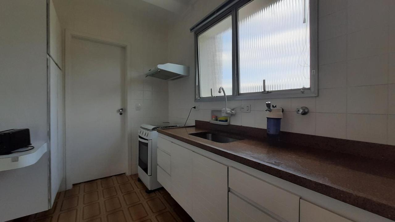 Andar-alto, 3 Quadras Da Av Paulista, Wi-fi & Garagem Apartamento São Paulo